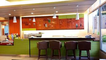 Long Beach Cha-Am Hotel