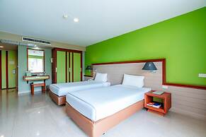 Long Beach Cha-Am Hotel