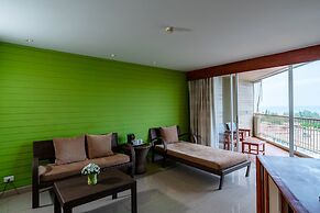 Long Beach Cha-Am Hotel