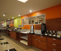 Long Beach Cha-Am Hotel