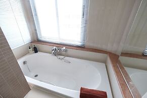 Long Beach Cha-Am Hotel