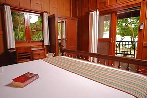 Baan Mai Beachfront Phuket Lone Island