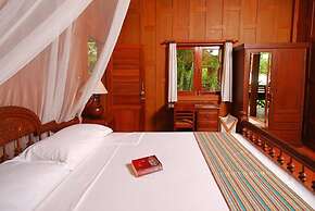 Baan Mai Beachfront Phuket Lone Island