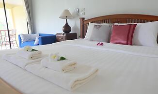 Baan Mai Beachfront Phuket Lone Island