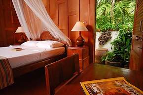 Baan Mai Beachfront Phuket Lone Island