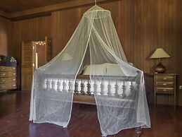 Baan Mai Beachfront Phuket Lone Island