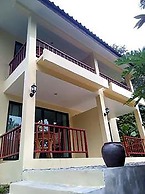 Baan Mai Beachfront Phuket Lone Island