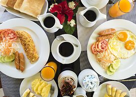 Baan Mai Beachfront Phuket Lone Island