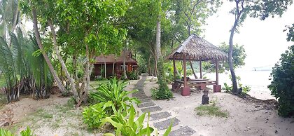 Baan Mai Beachfront Phuket Lone Island