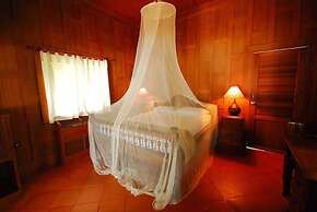 Baan Mai Beachfront Phuket Lone Island