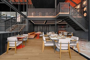 Courtyard by Marriott Phuket, Patong Beach Resort