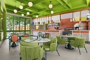 Courtyard by Marriott Phuket, Patong Beach Resort