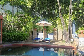 Mom Tri's Villa Royale