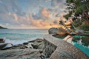 Mom Tri's Villa Royale