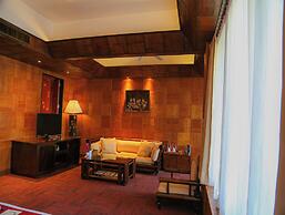 Mom Tri's Villa Royale