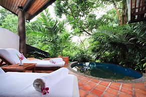 Mom Tri's Villa Royale