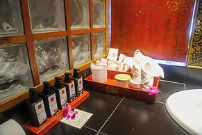 Mom Tri's Villa Royale