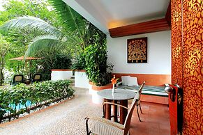 Mom Tri's Villa Royale