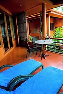 Mom Tri's Villa Royale