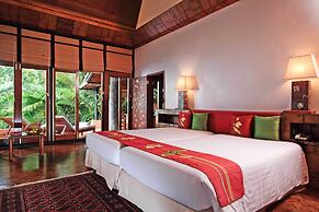 Mom Tri's Villa Royale