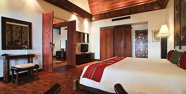 Mom Tri's Villa Royale