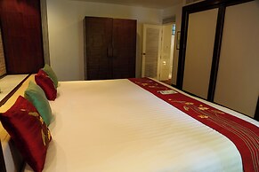 Mom Tri's Villa Royale