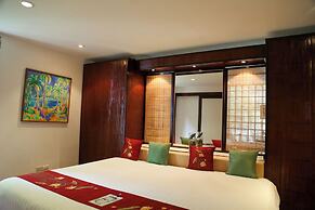 Mom Tri's Villa Royale