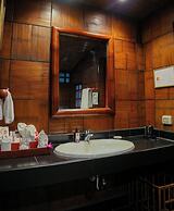 Mom Tri's Villa Royale