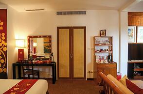 Mom Tri's Villa Royale