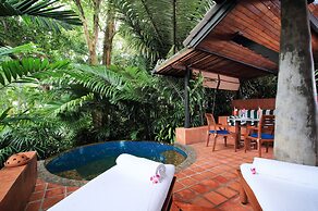 Mom Tri's Villa Royale