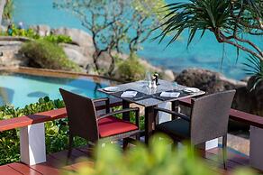 Mom Tri's Villa Royale