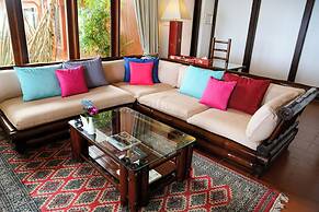 Mom Tri's Villa Royale