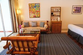 Mom Tri's Villa Royale