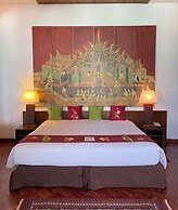 Mom Tri's Villa Royale