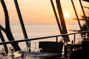 Mom Tri's Villa Royale