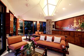 Mom Tri's Villa Royale