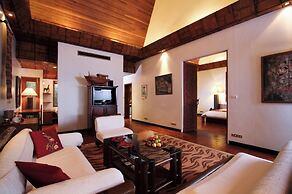 Mom Tri's Villa Royale