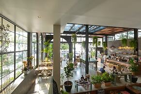 Baan Laimai Beach Resort & Spa