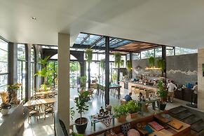 Baan Laimai Beach Resort & Spa