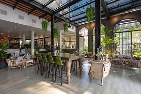 Baan Laimai Beach Resort & Spa