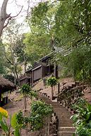 Baan Krating Phuket Resort