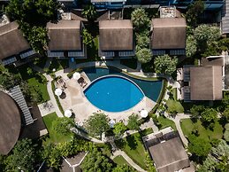 The Leaf On The Sands by Katathani