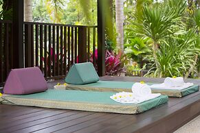 The Leaf On The Sands by Katathani