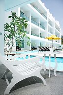 The Old Phuket - Karon Beach Resort