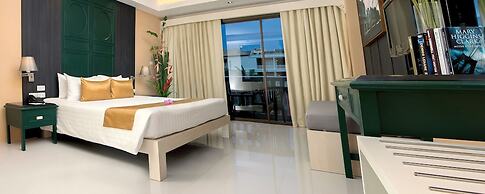 The Old Phuket - Karon Beach Resort