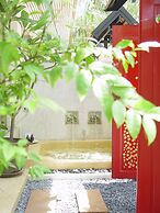 The Old Phuket - Karon Beach Resort