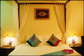 The Old Phuket - Karon Beach Resort