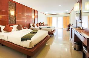 Lanta Casuarina Beach Resort