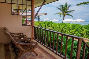 Lanta Casuarina Beach Resort