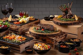 Phuket Marriott Resort & Spa, Merlin Beach